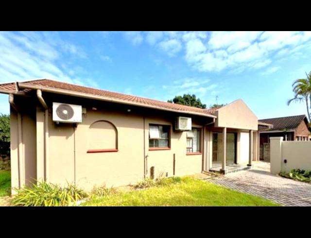 2 BEDROOM TOWNHOUSE FOR SALE IN MEER EN SEE